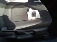 Toyota AQUA лот № 30627 оценка 4  с аукциона в Японии 9