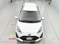 Toyota AQUA лот № 30654 оценка 3.5  с аукциона в Японии 6