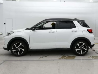 Toyota RAIZE  с аукциона в Японии