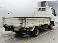 Toyota DYNA лот № 40133 оценка 3.5  с аукциона в Японии 1