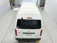 Toyota HIACE VAN лот № 40121 оценка 3  с аукциона в Японии 7