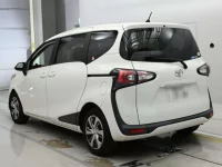 Toyota SIENTA лот № 30616 оценка 3.5  с аукциона в Японии 5