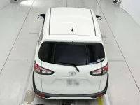Toyota SIENTA лот № 30616 оценка 3.5  с аукциона в Японии 7