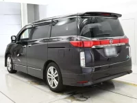 Nissan ELGRAND лот № 90505 оценка 3.5  с аукциона в Японии 5
