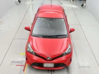 Toyota VITZ лот № 30658 оценка 3.5  с аукциона в Японии 6