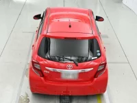 Toyota VITZ лот № 30658 оценка 3.5  с аукциона в Японии 7