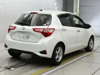 Toyota VITZ лот № 36406 оценка 5  с аукциона в Японии 1