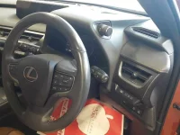 Lexus UX лот № 36405 оценка 5  с аукциона в Японии 8