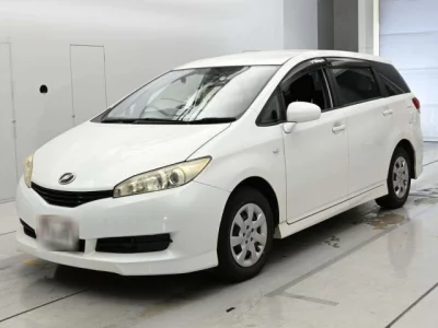 Toyota WISH  с аукциона в Японии