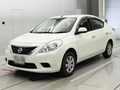 Nissan TIIDA LATIO