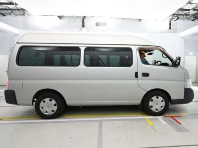 Nissan CARAVAN BUS