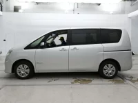 Nissan SERENA лот № 30666 оценка 4  с аукциона в Японии 3