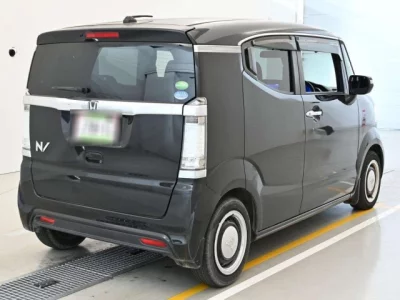 Honda N-Box Slash