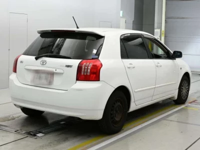 Toyota COROLLA RUNX  с аукциона в Японии