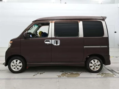 Daihatsu Atrai Wagon