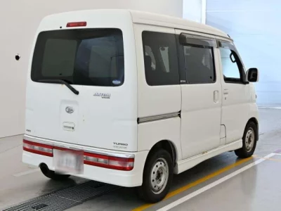 Daihatsu Atrai Wagon  с аукциона в Японии