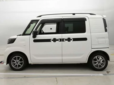 Suzuki Spacia Base