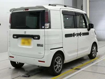 Suzuki Spacia Base