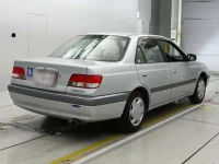 Toyota CARINA лот № 30711 оценка R  с аукциона в Японии 1