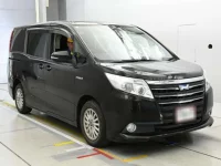 Toyota NOAH лот № 30727 оценка 3.5  с аукциона в Японии 4