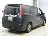 Toyota NOAH лот № 30733 оценка R  с аукциона в Японии 1