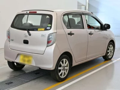 Daihatsu MIRA E S  с аукциона в Японии