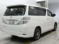 Toyota VELLFIRE лот № 30697 оценка 4  с аукциона в Японии 1