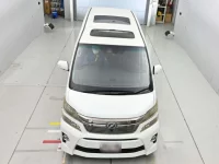 Toyota VELLFIRE лот № 30716 оценка 3.5  с аукциона в Японии 6