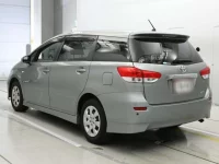 Toyota WISH лот № 30702 оценка 4  с аукциона в Японии 5
