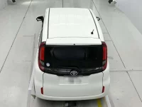 Toyota SIENTA лот № 36503 оценка 4  с аукциона в Японии 7