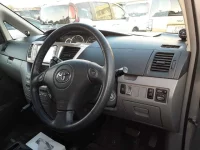 Toyota VOXY лот № 90589 оценка 3  с аукциона в Японии 8
