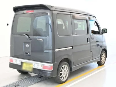 Daihatsu Atrai Wagon  с аукциона в Японии