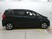 Honda FREED лот № 30709 оценка 3.5  с аукциона в Японии 2