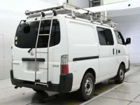 Nissan CARAVAN VAN лот № 40157 оценка RA  с аукциона в Японии 1