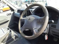 Nissan CARAVAN VAN лот № 40157 оценка RA  с аукциона в Японии 8