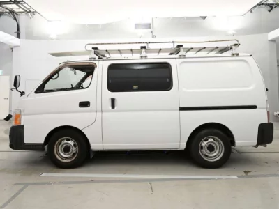 Nissan CARAVAN VAN  с аукциона в Японии