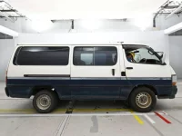 Toyota HIACE VAN лот № 40152 оценка R  с аукциона в Японии 2