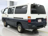 Toyota HIACE VAN лот № 40152 оценка R  с аукциона в Японии 5