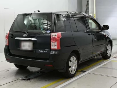 Toyota RAUM