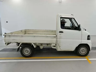 Mitsubishi MINICAB TRUCK