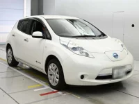 Nissan LEAF лот № 90616 оценка 3.5  с аукциона в Японии 4