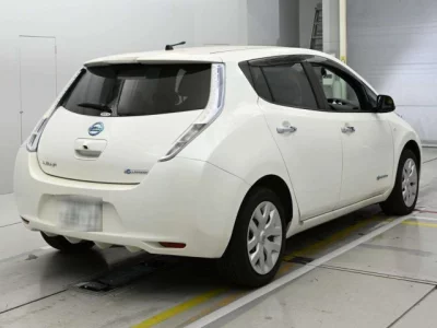 Nissan LEAF  с аукциона в Японии