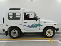 Suzuki JIMNY лот № 9366 оценка R  с аукциона в Японии 2
