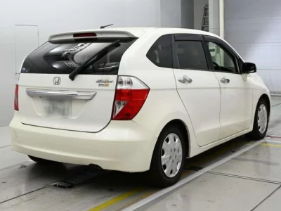 Honda EDIX  с аукциона в Японии