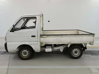 Suzuki CARRY TRUCK лот № 9369 оценка 3.5  с аукциона в Японии 3