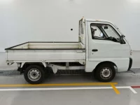Suzuki CARRY TRUCK лот № 9369 оценка 3.5  с аукциона в Японии 2
