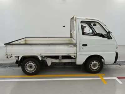 Suzuki CARRY TRUCK  с аукциона в Японии