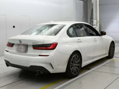 BMW 3-Series  с аукциона в Японии
