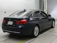 BMW 3-Series лот № 38193 оценка 4.5  с аукциона в Японии 1