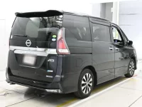 Nissan SERENA лот № 30749 оценка R  с аукциона в Японии 1